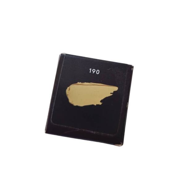 FENTY BEAUTY by Rihanna Pro Filt'r Soft Matte Longwear Liquid Foundation - Picture 4 of 5